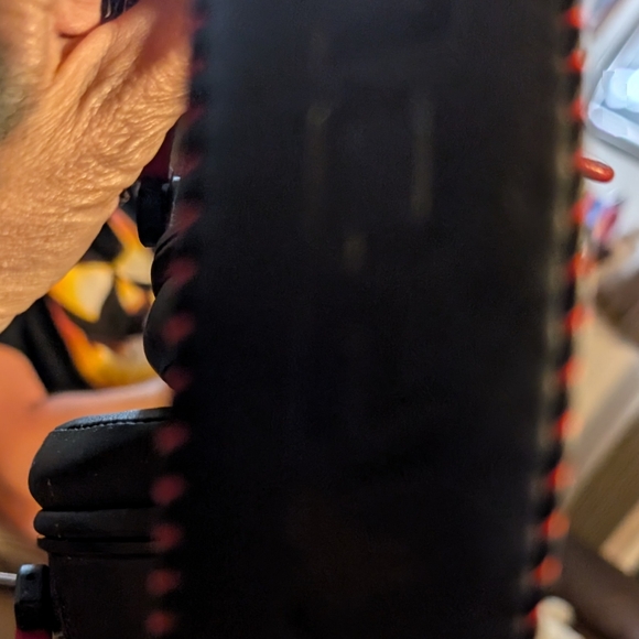 MPow Wireless head set, noise cancelling - Picture 9 of 9